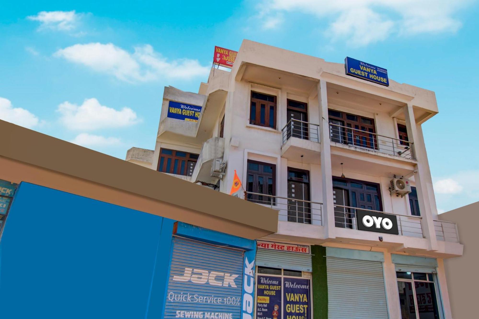 Oyo Flagship 81130 Vanya Guest House Jaipur Exteriör bild